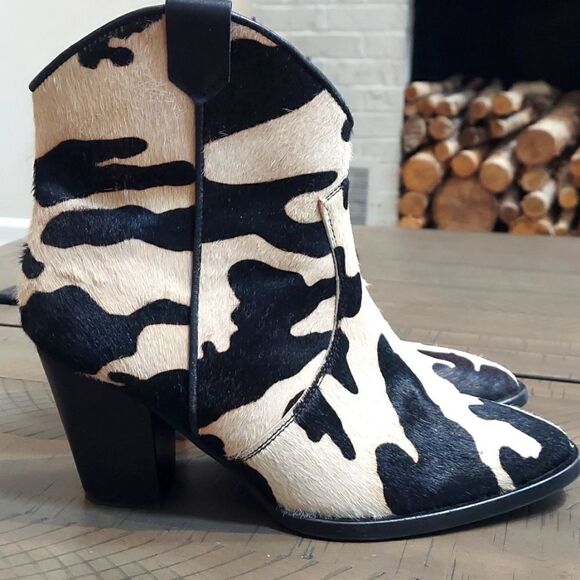 Idyllwind Calf Hair Cow Print Cowboy Booties Sz 8 - Picture 3 of 15